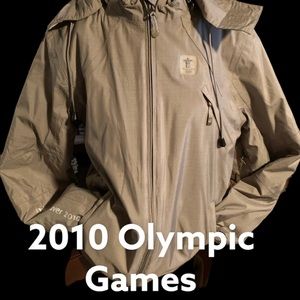 2010 Olympic Games Vancouver ladies small jacket
